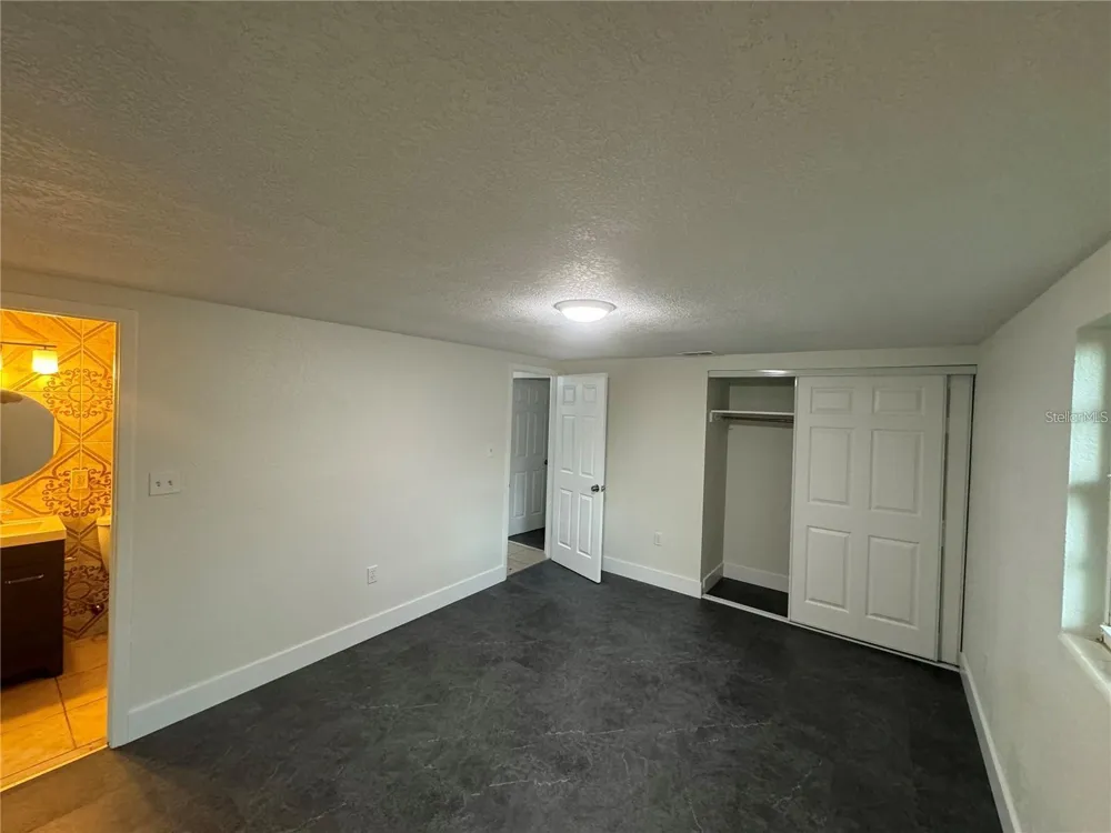 10601 52ND STREET Temple Terrace, FL 33617
