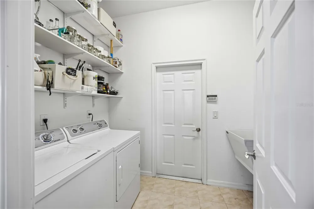 170 CIPRIANI WAY North Venice, FL 34275