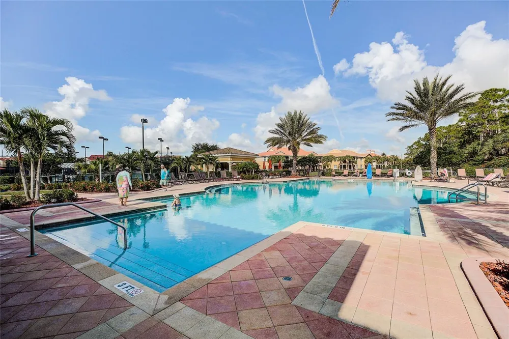 170 CIPRIANI WAY North Venice, FL 34275