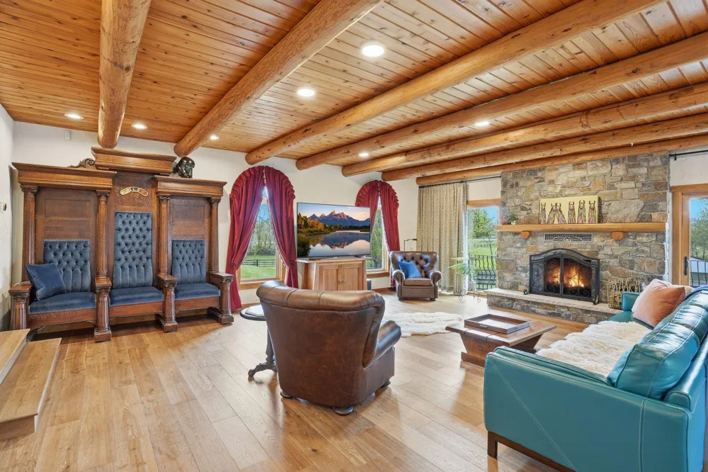 5135 Lonsdale Boulevard Webster, MN 55088