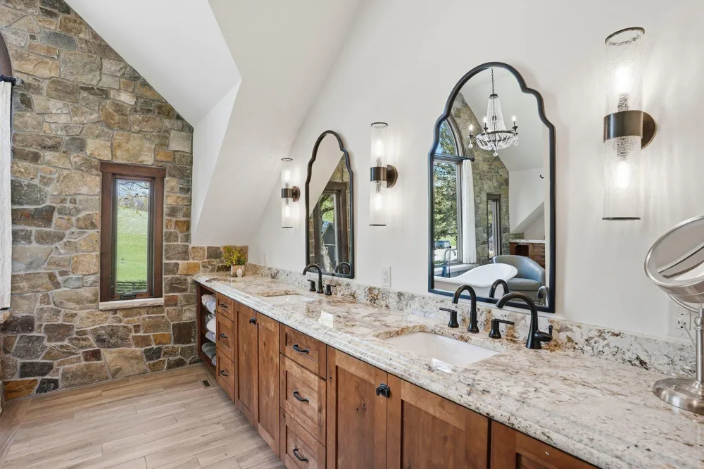 5135 Lonsdale Boulevard Webster, MN 55088