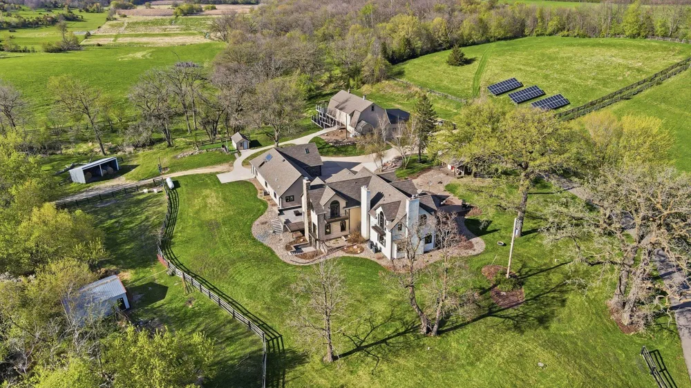 5135 Lonsdale Boulevard Webster, MN 55088