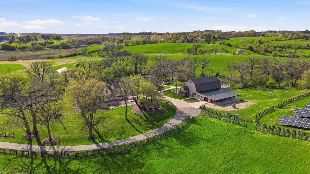 5135 Lonsdale Boulevard Webster, MN 55088