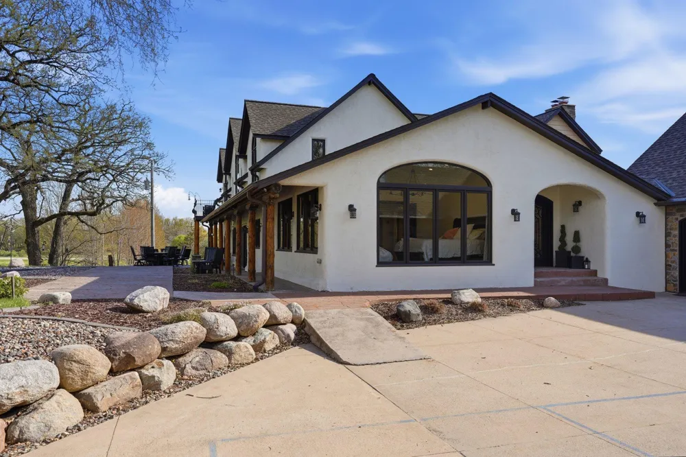 5135 Lonsdale Boulevard Webster, MN 55088