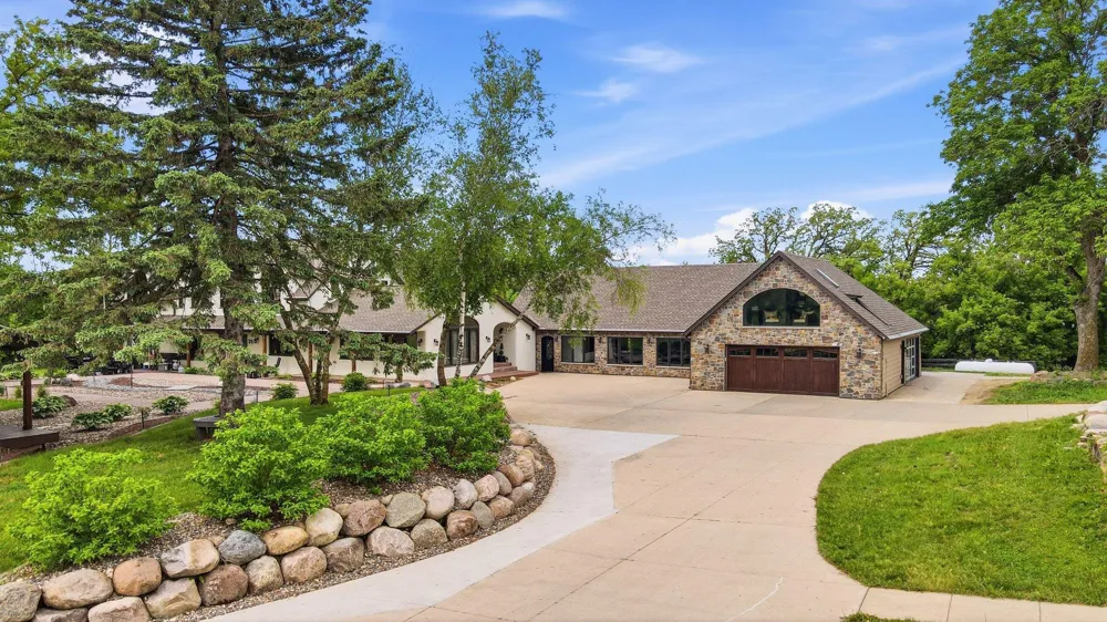 5135 Lonsdale Boulevard Webster, MN 55088
