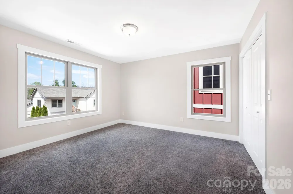 92 Wheeler Road Weaverville, NC 28787
