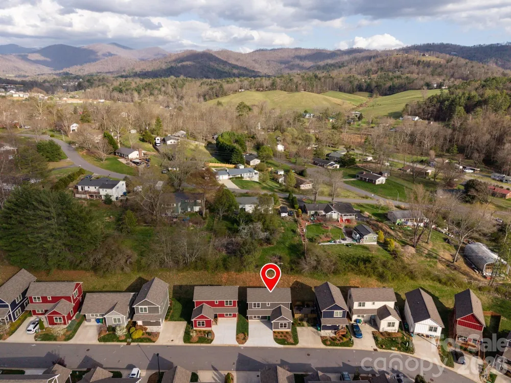 92 Wheeler Road Weaverville, NC 28787