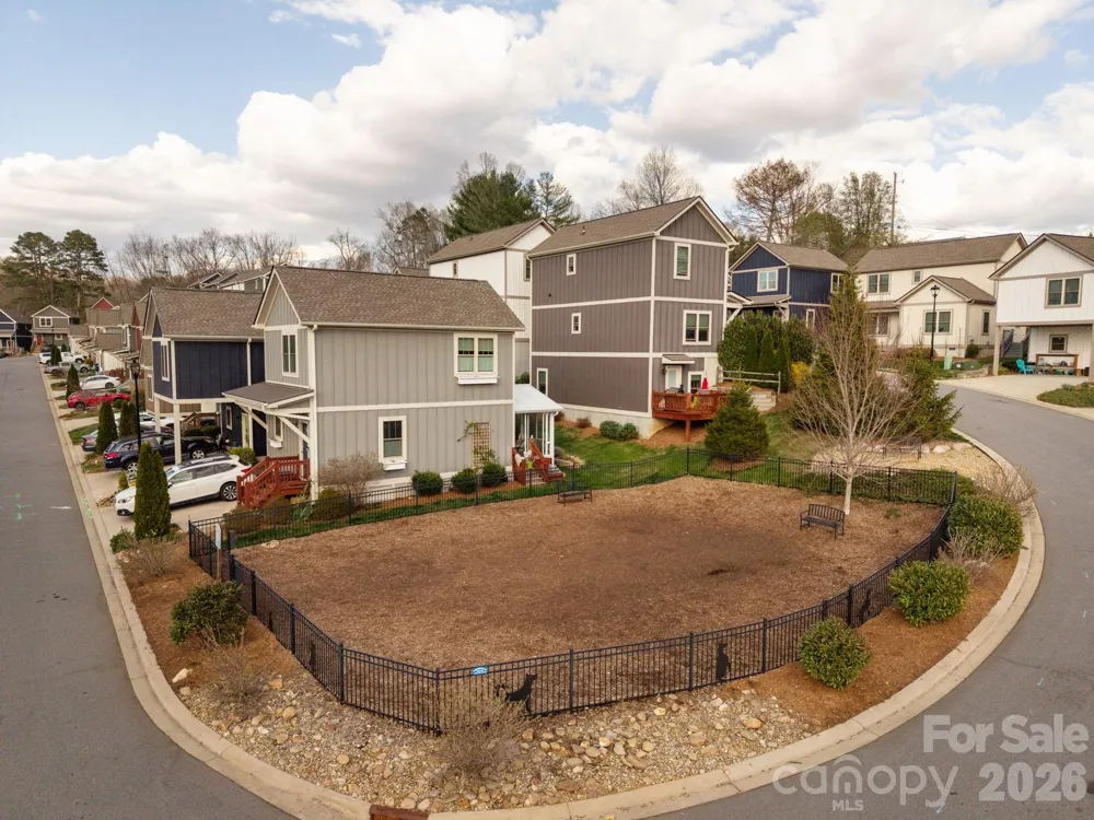 92 Wheeler Road Weaverville, NC 28787