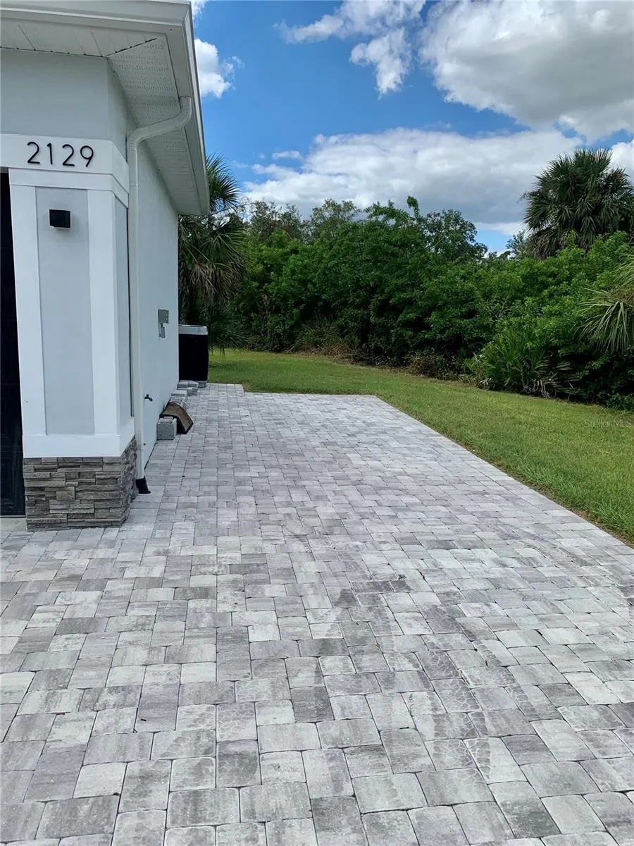 2129 LORRAINE DRIVE Port Charlotte, FL 33953
