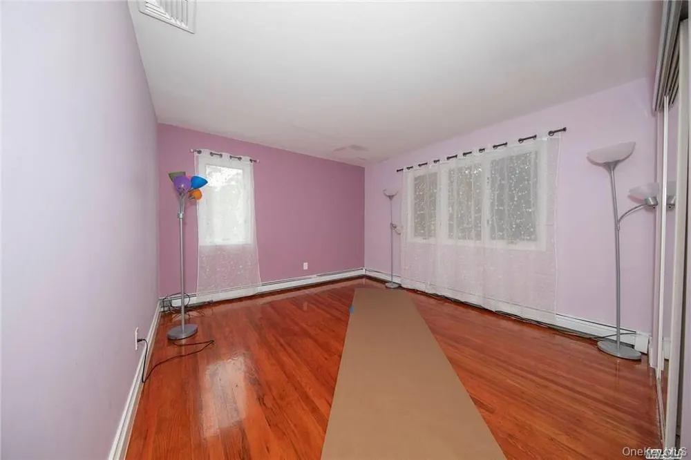 4025 Boston Avenue Seaford, NY 11783