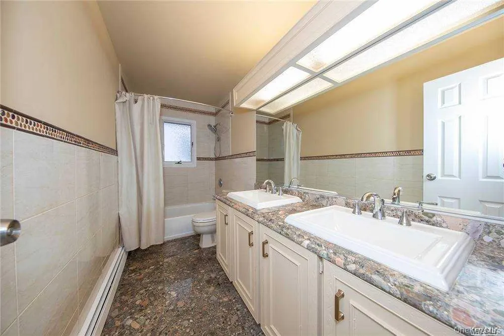 4025 Boston Avenue Seaford, NY 11783