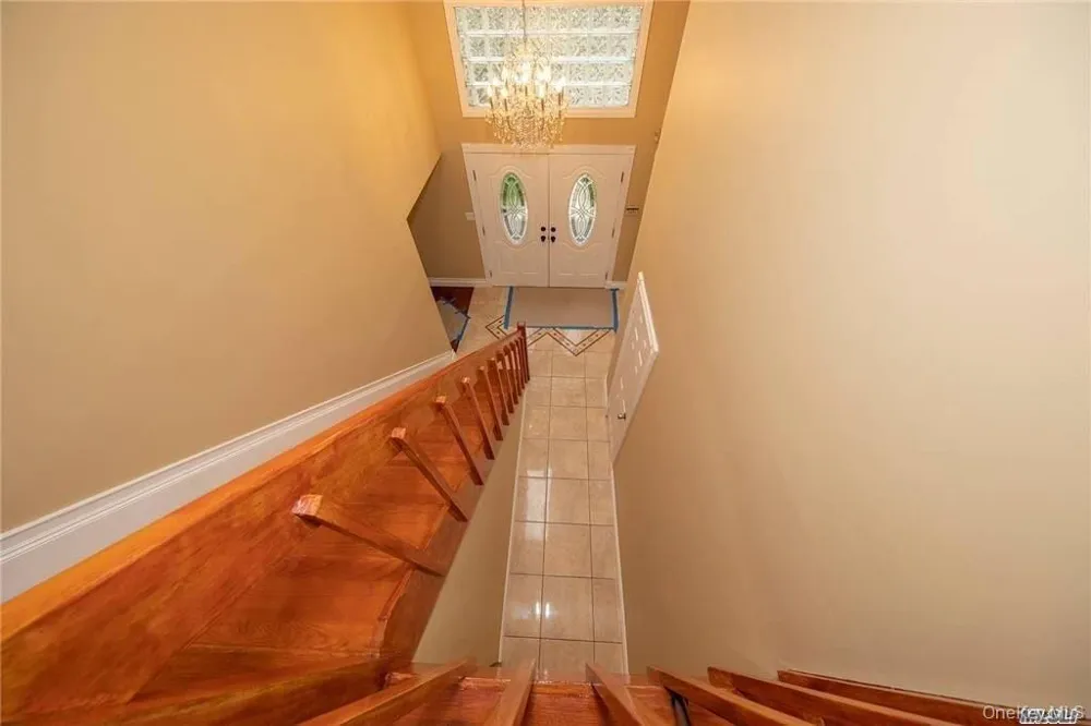 4025 Boston Avenue Seaford, NY 11783