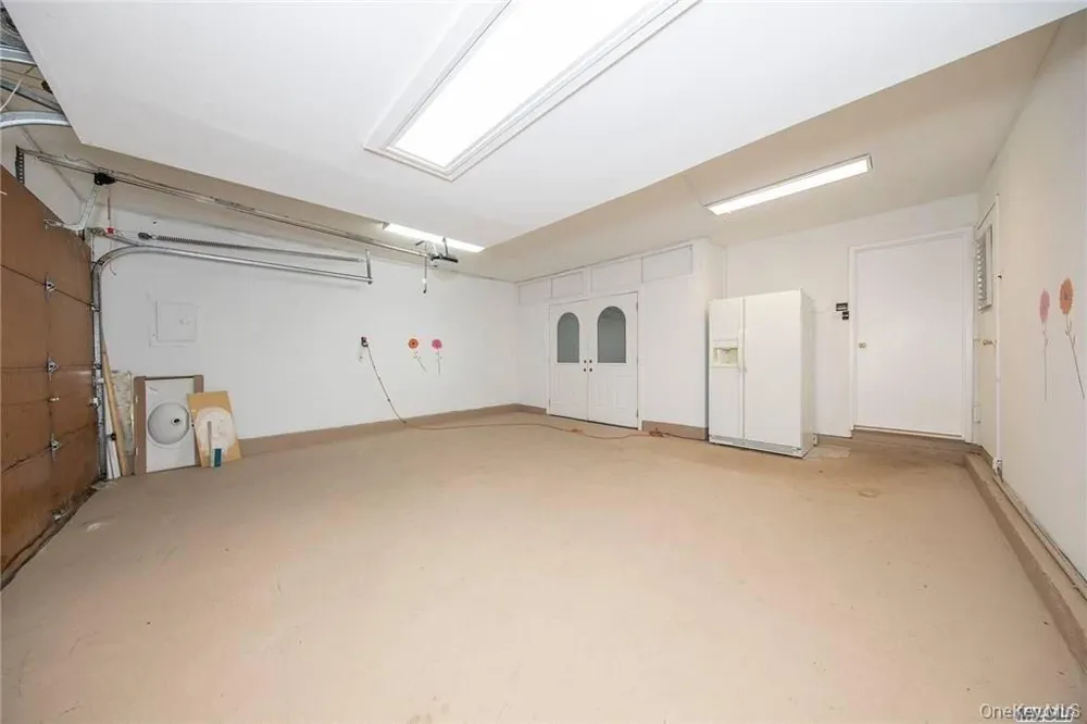 4025 Boston Avenue Seaford, NY 11783