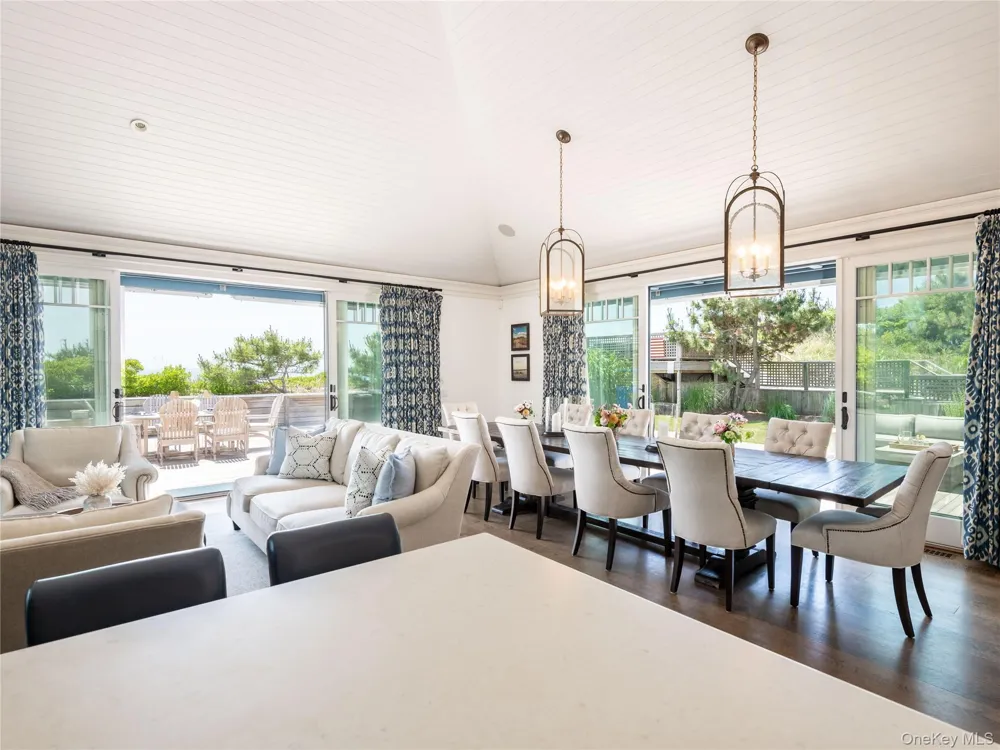 40 Dune Road Quogue, NY 11959