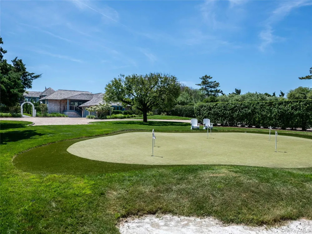 40 Dune Road Quogue, NY 11959