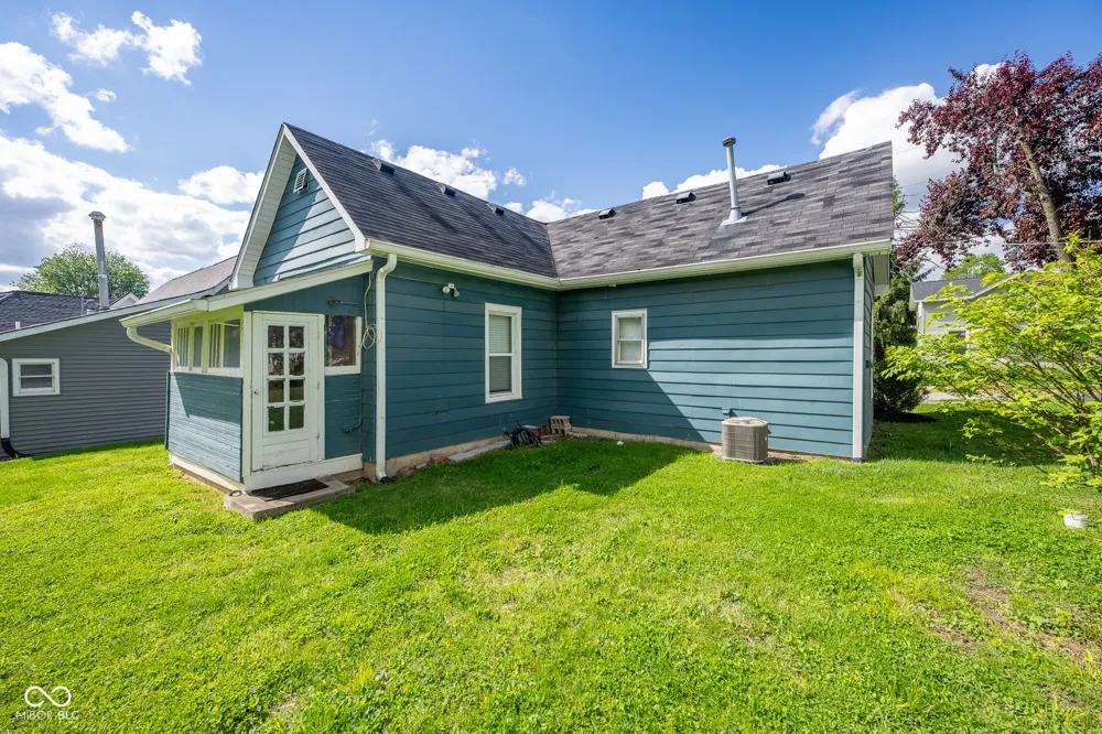32 Beveridge Street Greencastle, IN 46135