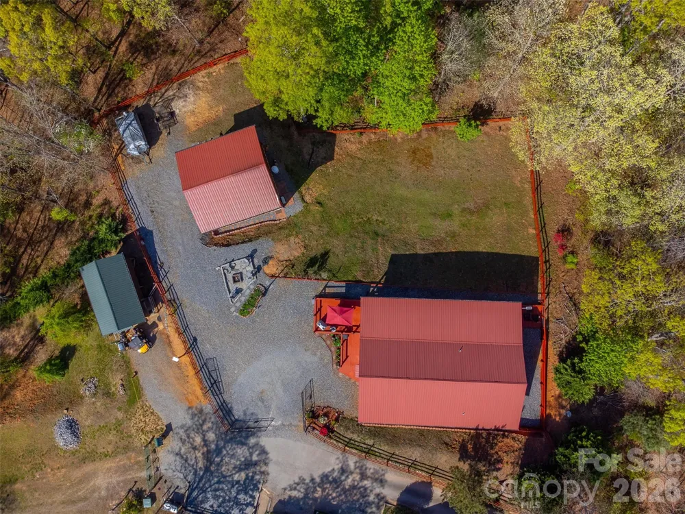 30 Sleepy Bear Ridge Whittier, NC 28789