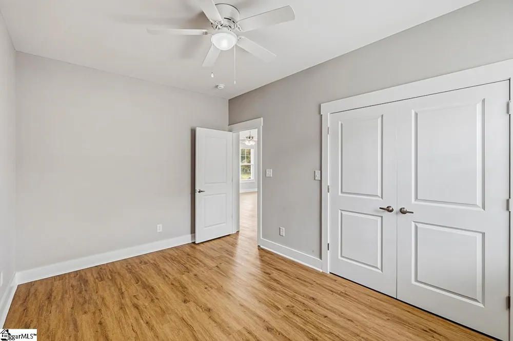 215 W Durst Avenue Greenwood, SC 29646