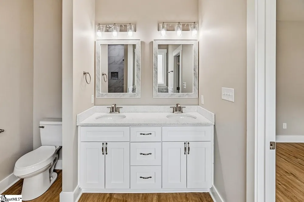 215 W Durst Avenue Greenwood, SC 29646