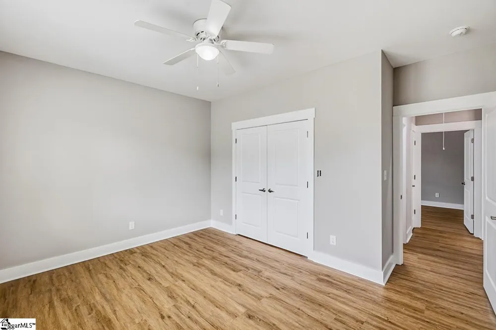 215 W Durst Avenue Greenwood, SC 29646