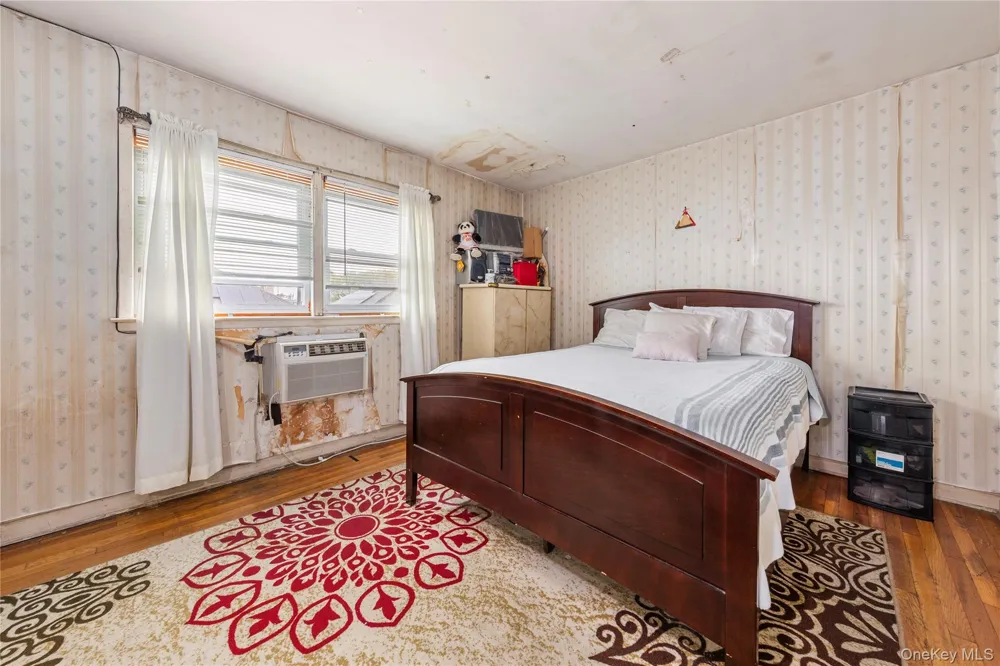 217-35 Hempstead Avenue Queens Village, NY 11429