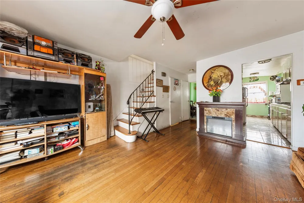 217-35 Hempstead Avenue Queens Village, NY 11429