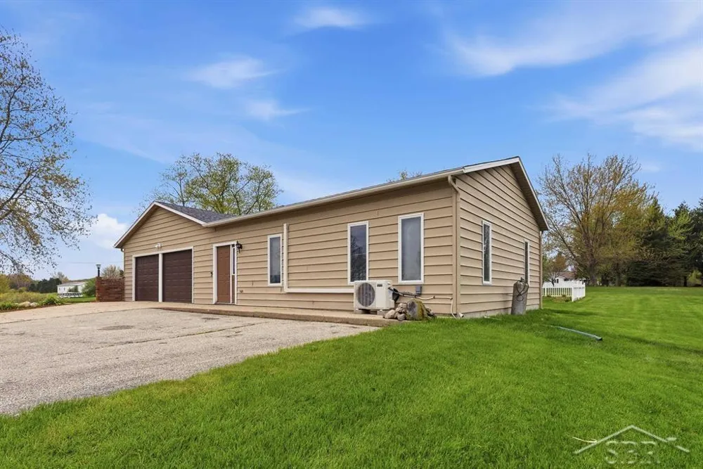 4469 E Millbrook Road Union Charter Township, MI 48858