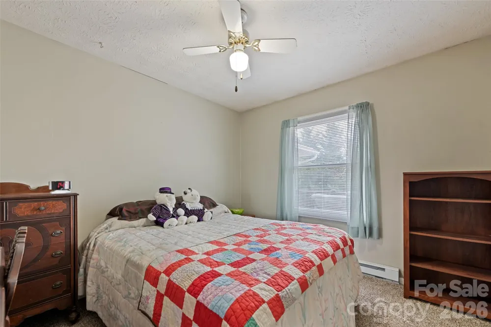 41 Vista Drive Clyde, NC 28721