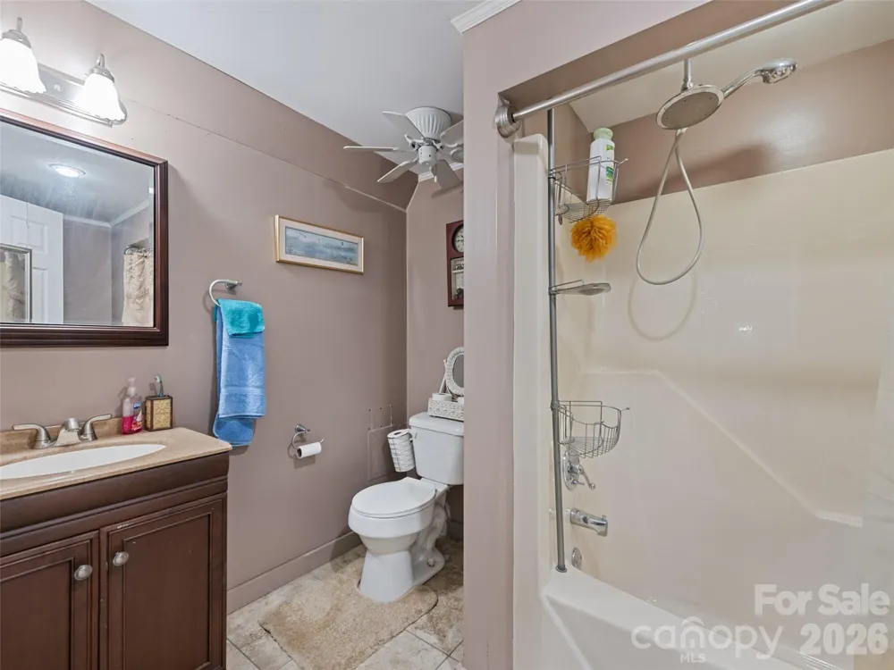 41 Vista Drive Clyde, NC 28721