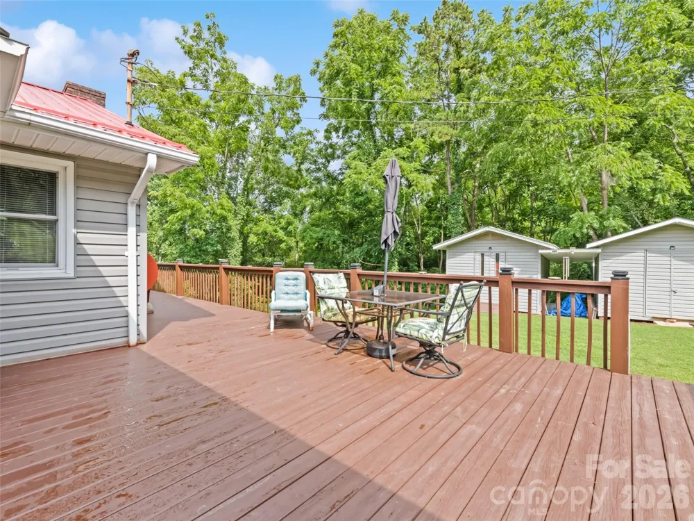 41 Vista Drive Clyde, NC 28721