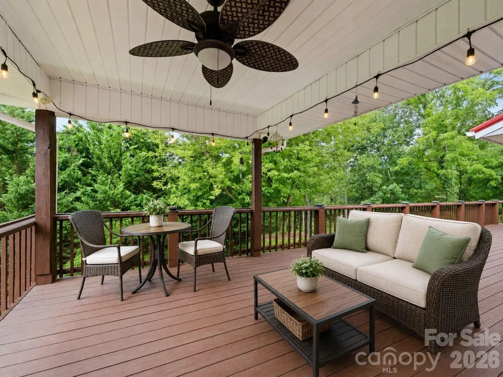 41 Vista Drive Clyde, NC 28721