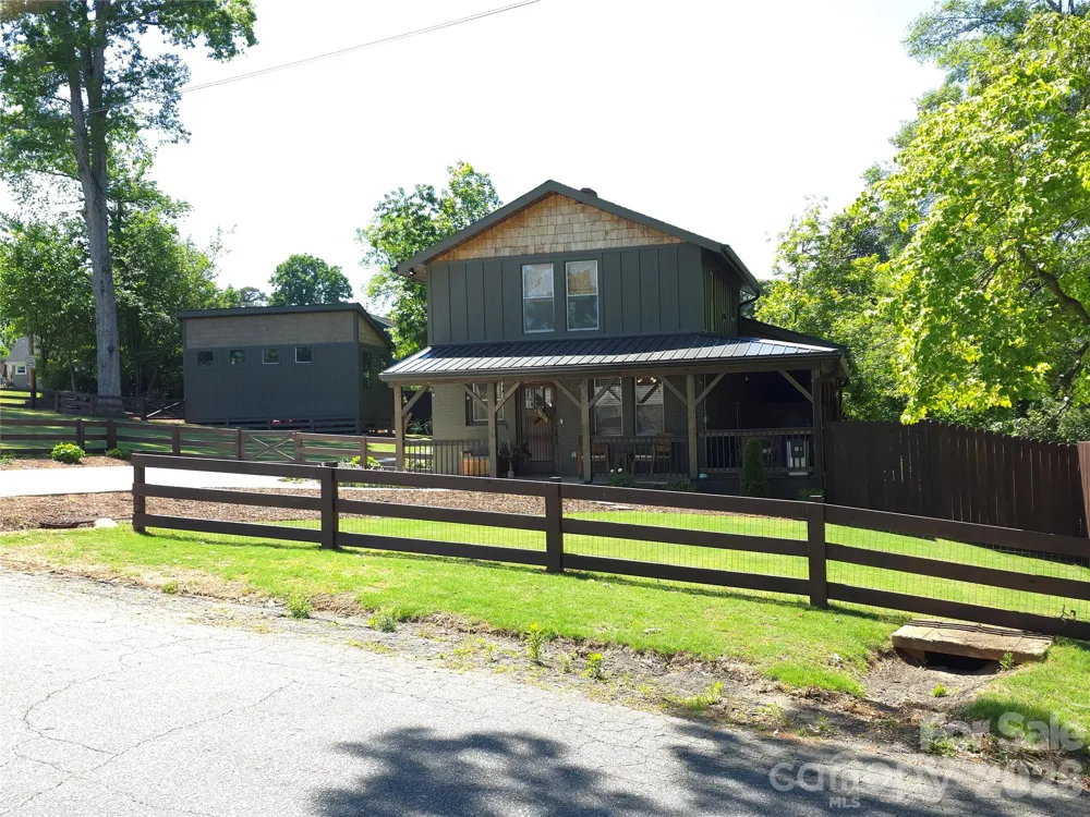 152 Florida Avenue Forest City, NC 28043