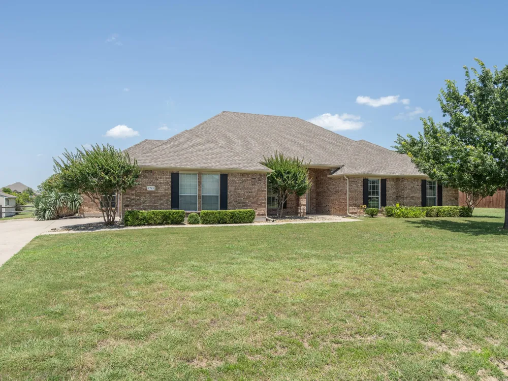 7721 Willow Ridge Drive Northlake, TX 76247