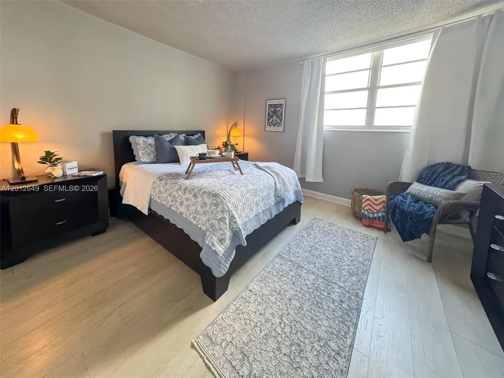 3901 S Ocean Dr #11M Hollywood, FL 33019