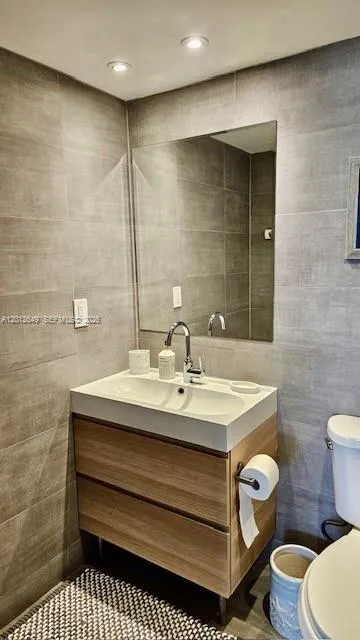 3901 S Ocean Dr #11M Hollywood, FL 33019
