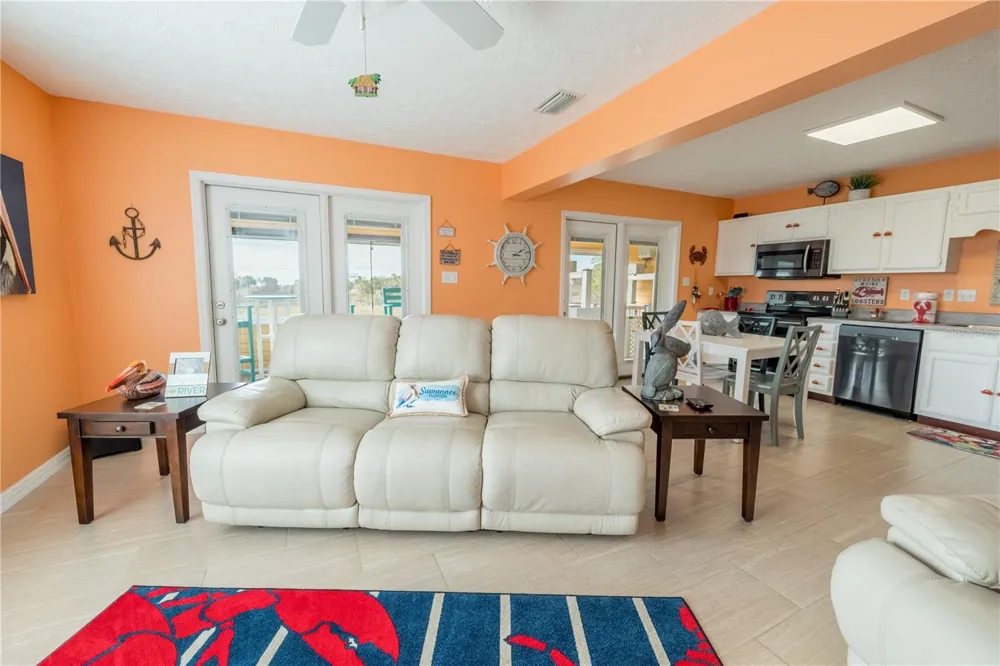 200/202 NE 205TH STREET Suwannee, FL 32692
