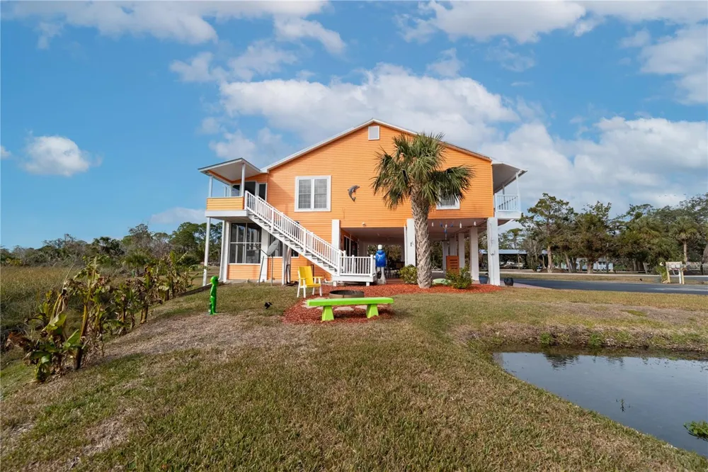 200/202 NE 205TH STREET Suwannee, FL 32692