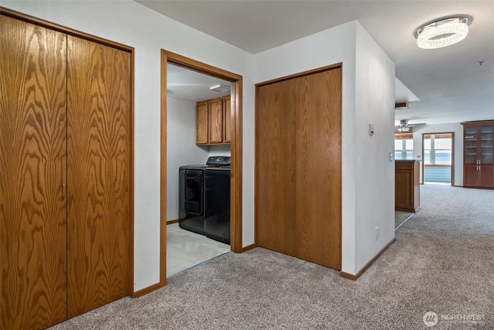 651 SE Bayshore Drive #E102 Oak Harbor, WA 98277
