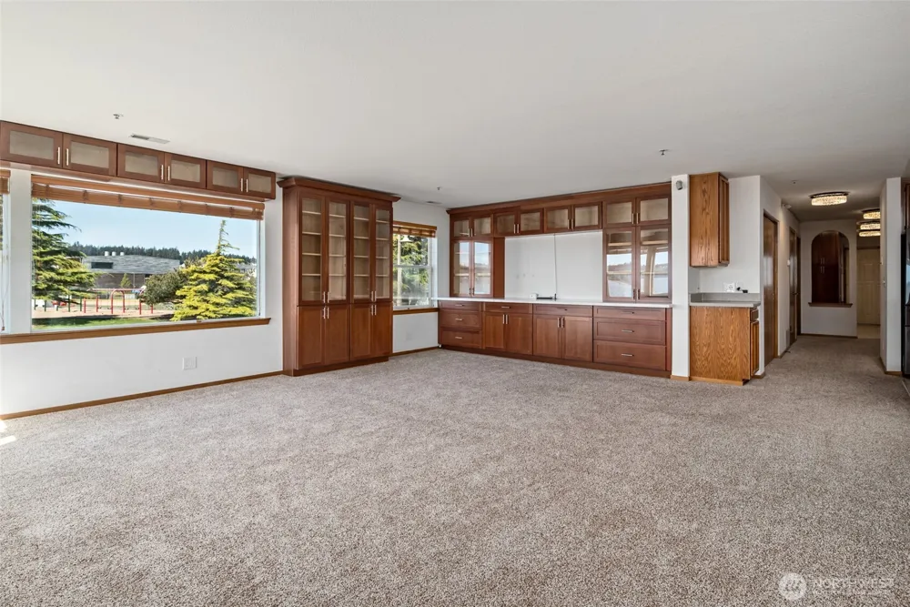 651 SE Bayshore Drive #E102 Oak Harbor, WA 98277