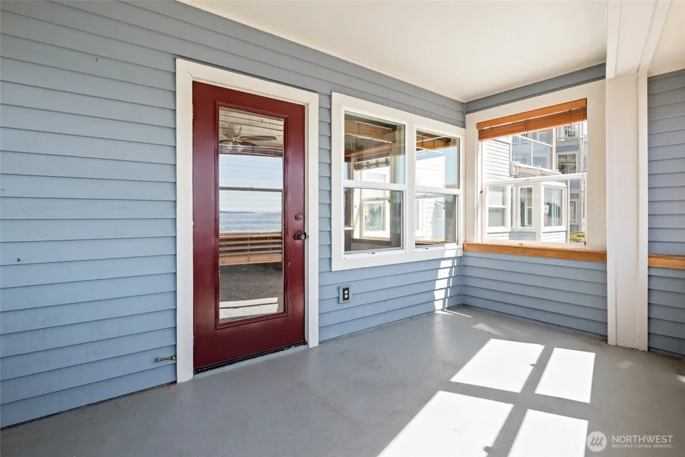 651 SE Bayshore Drive #E102 Oak Harbor, WA 98277