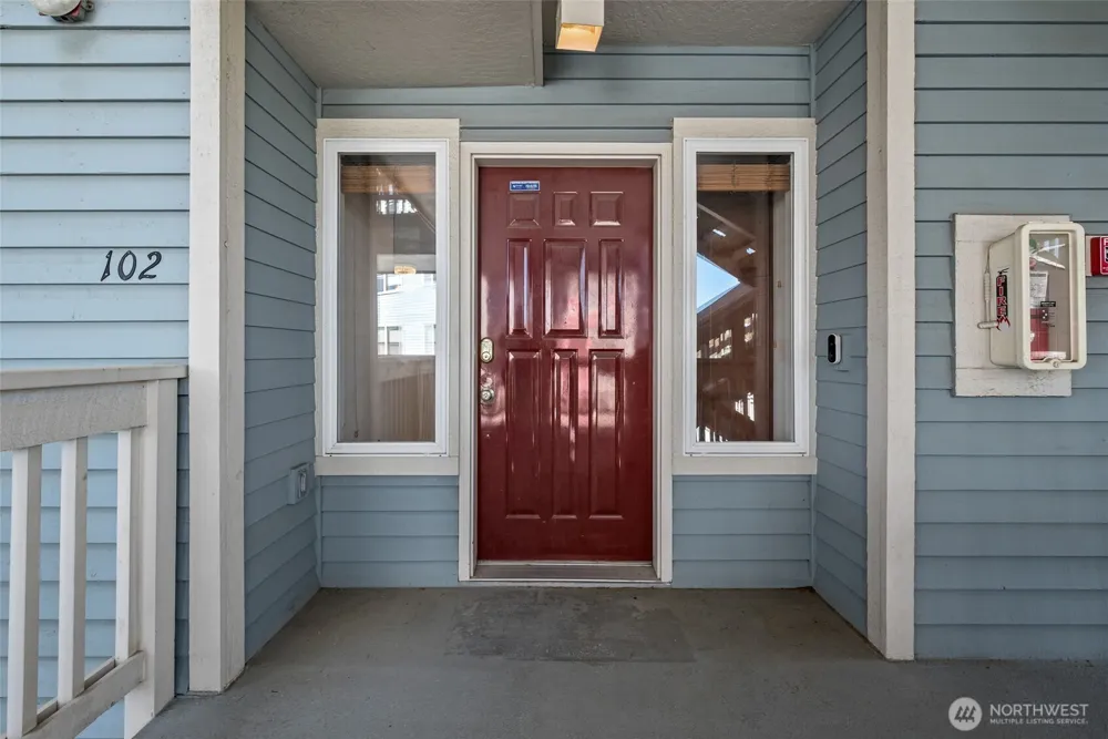 651 SE Bayshore Drive #E102 Oak Harbor, WA 98277