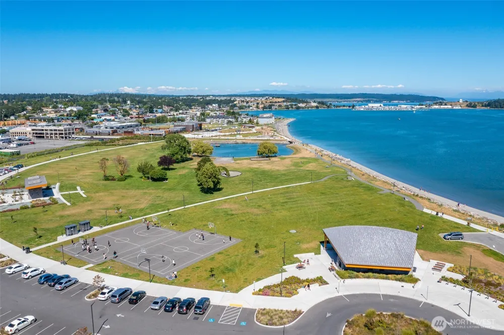 651 SE Bayshore Drive #E102 Oak Harbor, WA 98277