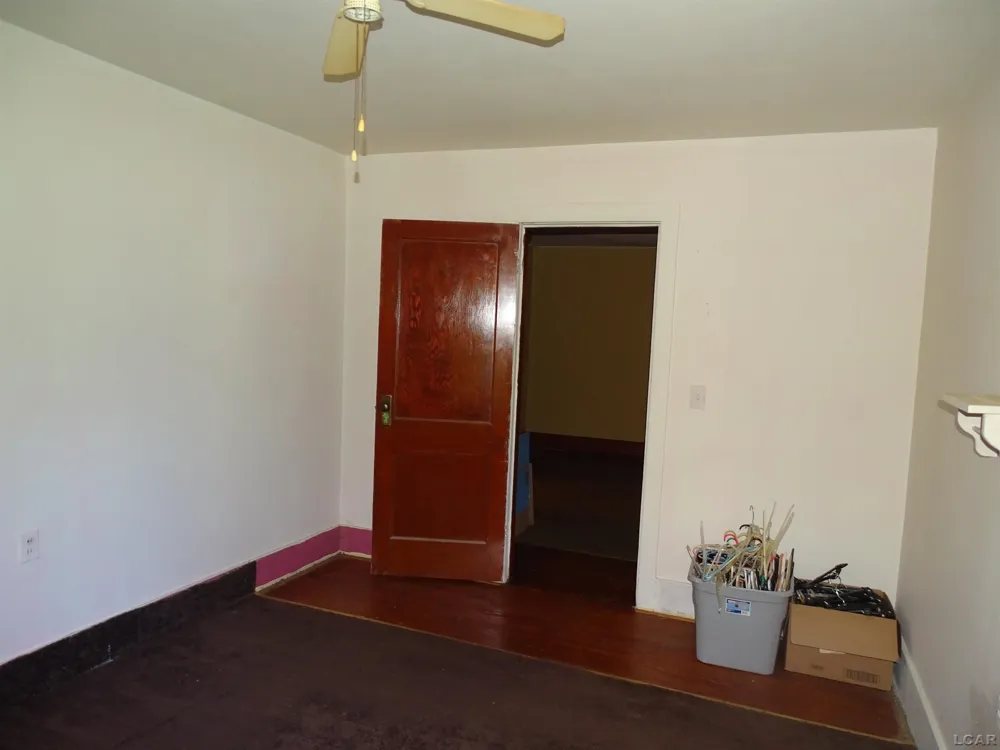 2729 Bent Oak Avenue Adrian Township, MI 49221