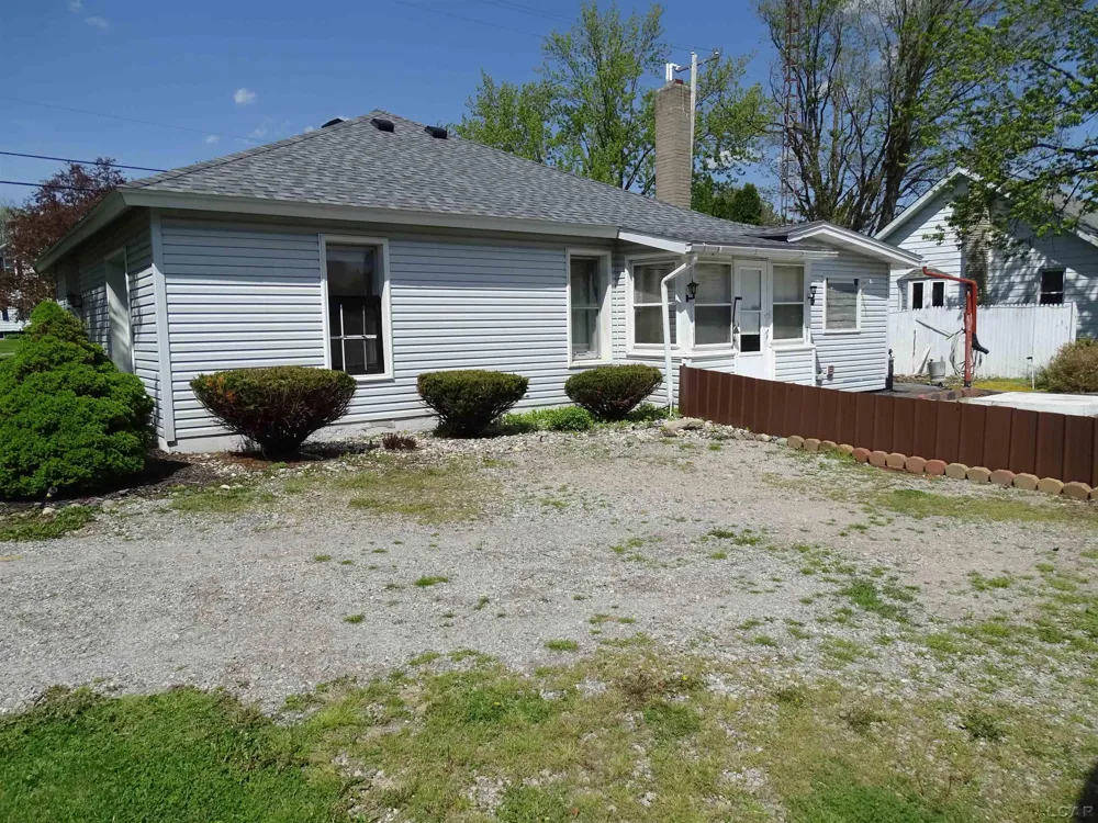 2729 Bent Oak Avenue Adrian Township, MI 49221