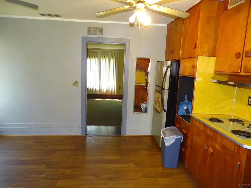 2729 Bent Oak Avenue Adrian Township, MI 49221