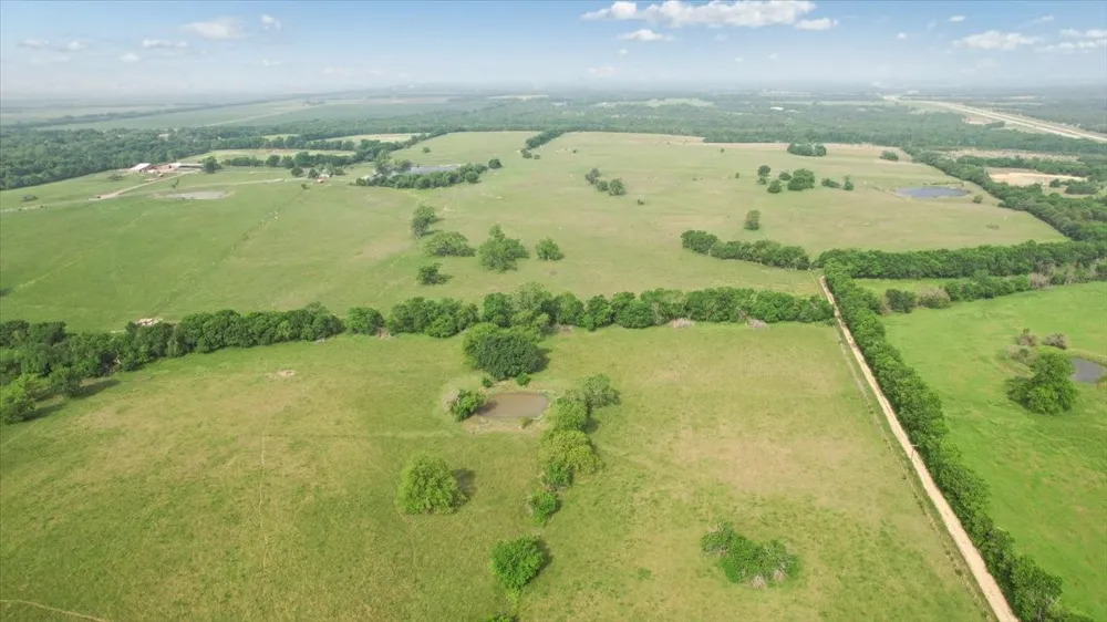 N Fm 100 Honey Grove, TX 75446