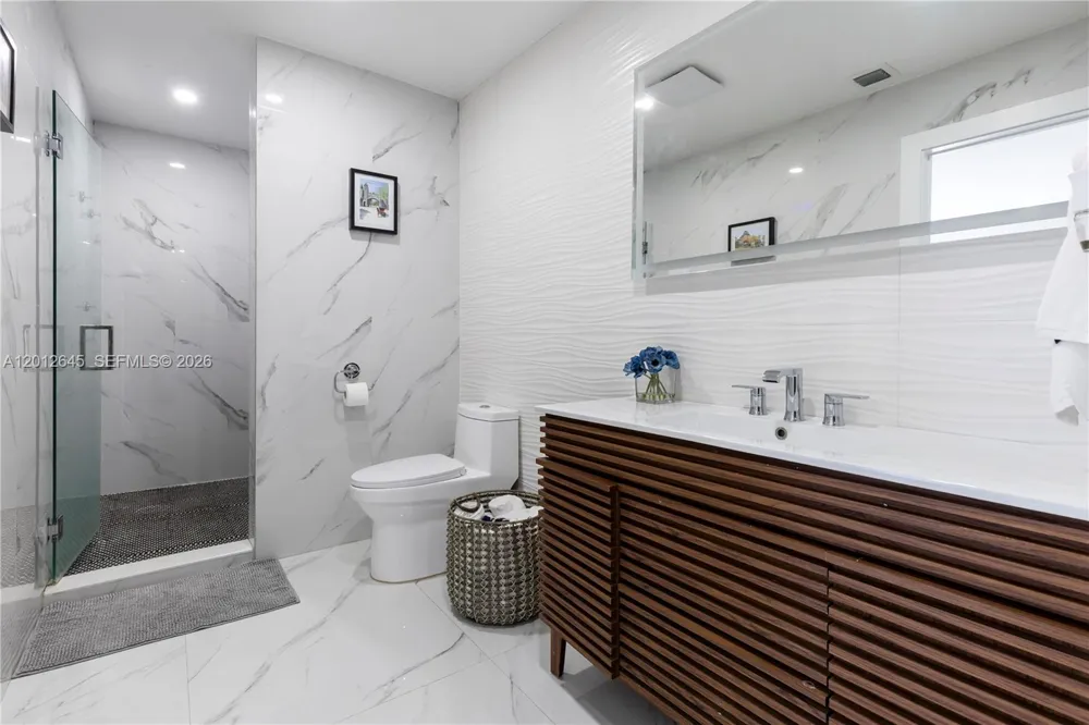 1549 Zuleta Ave Coral Gables, FL 33146