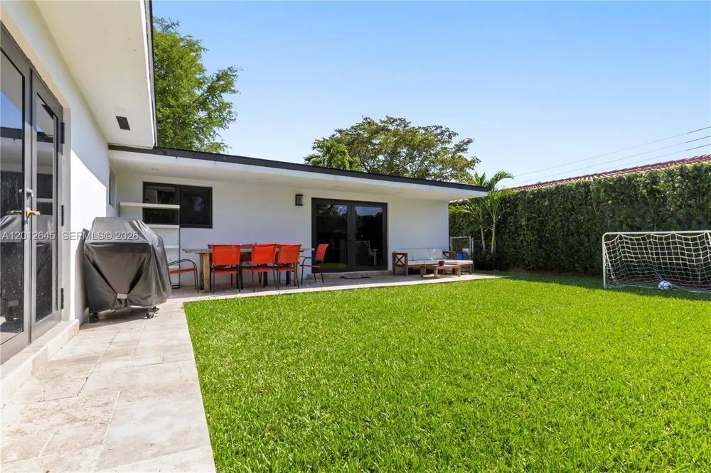 1549 Zuleta Ave Coral Gables, FL 33146