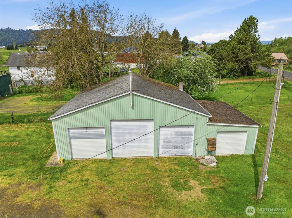 77 S Welcome Slough Cathlamet, WA 98612