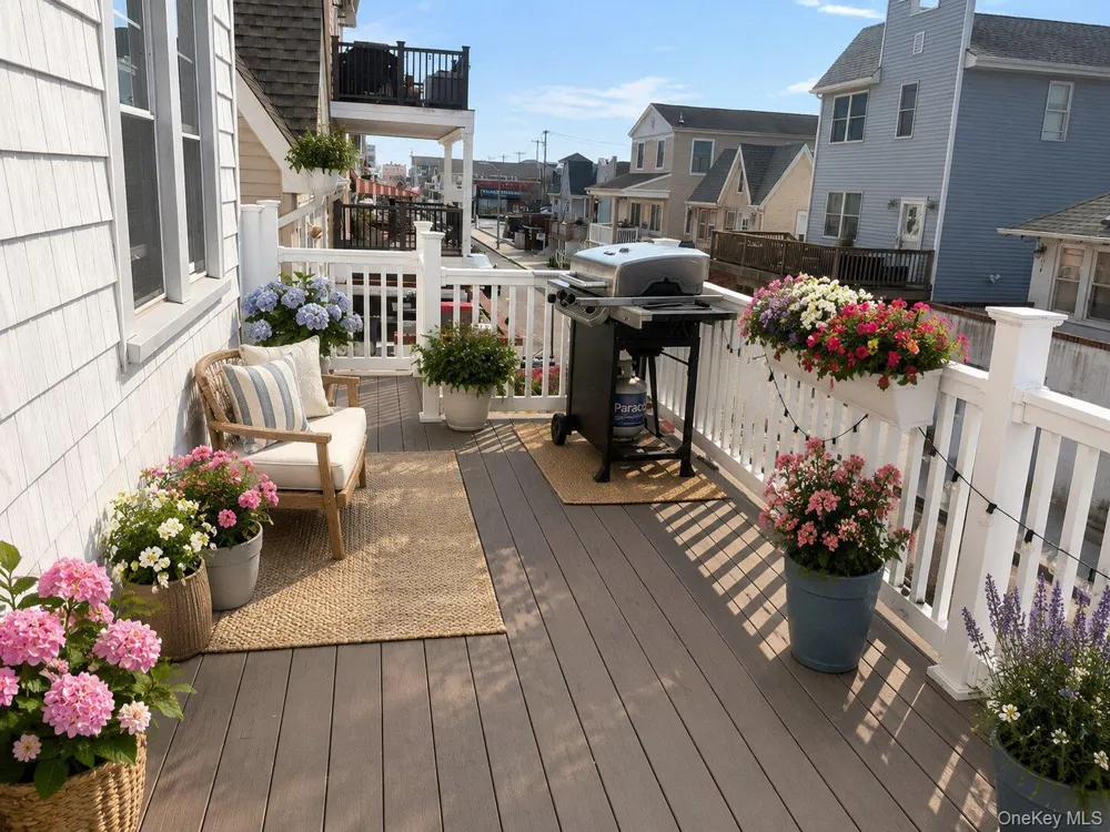 72 Florida Street Long Beach, NY 11561